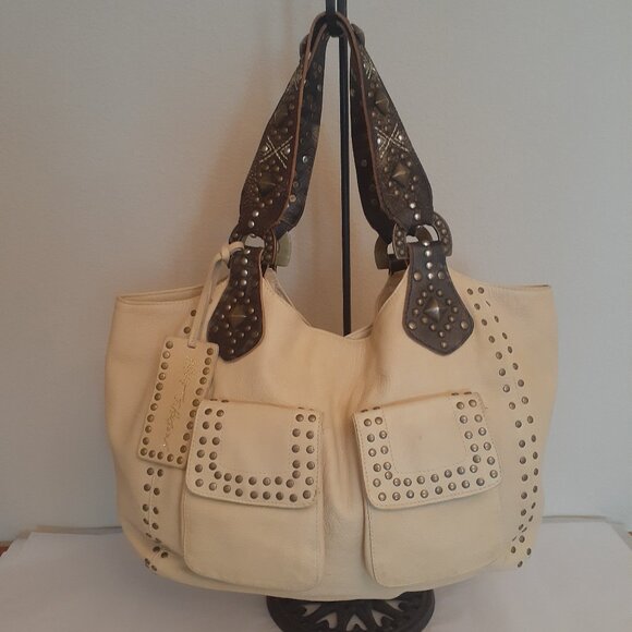 Betsey Johnson Handbags - Betsey Johnson Vintage Leather Bag